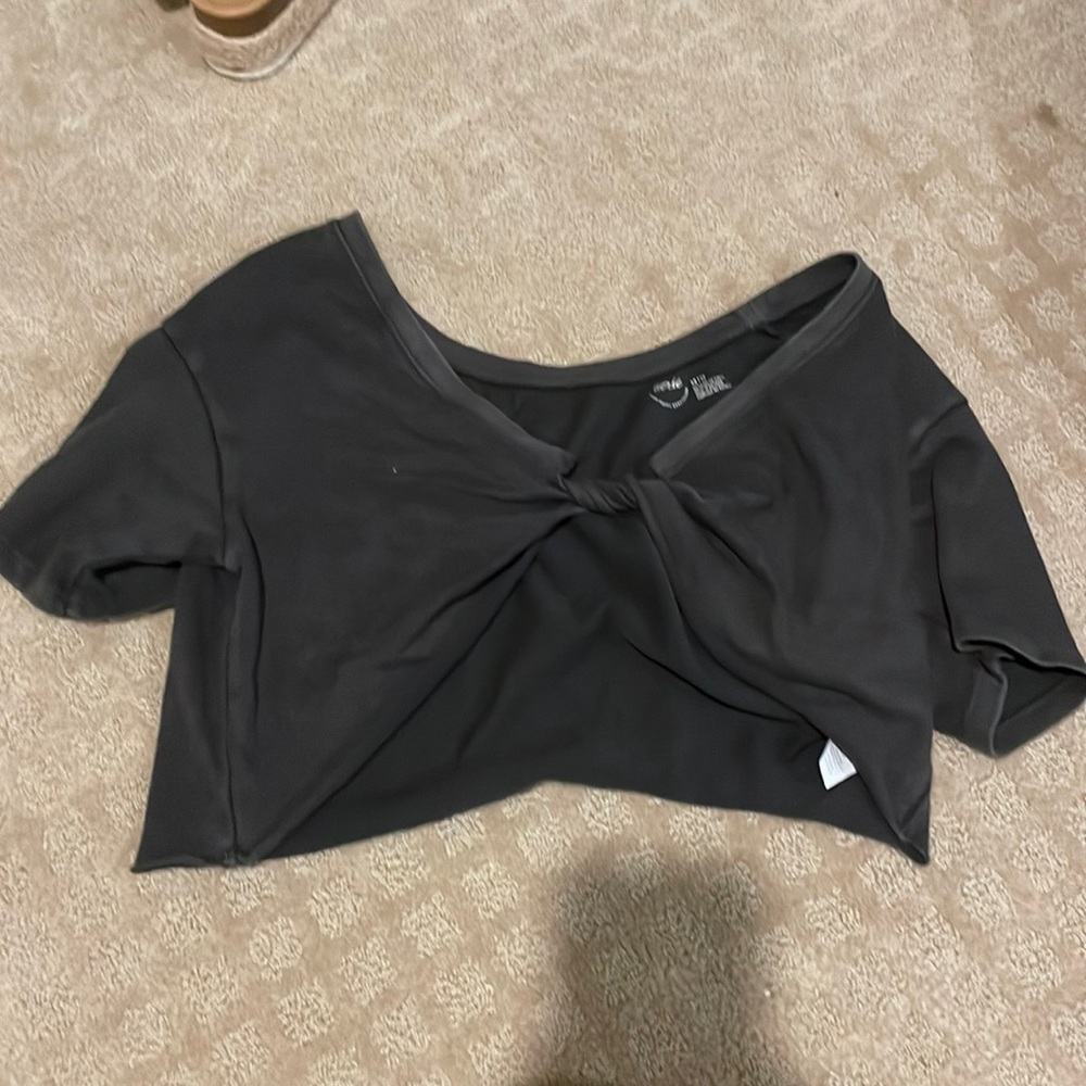 grey cropped reversible shirt